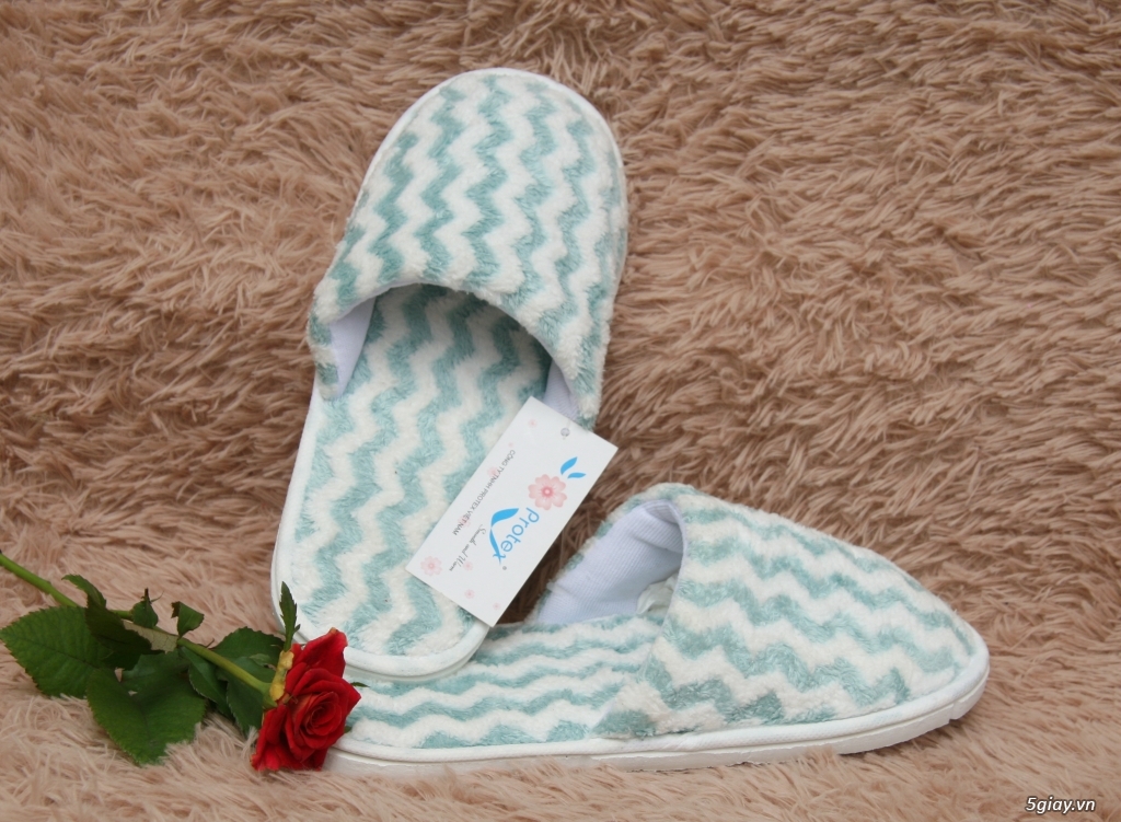 DÉP KHÁCH SẠN KÍN MŨI XANH RẰN