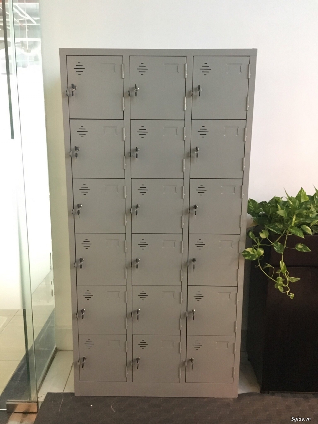 tủ locker 18 ngăn