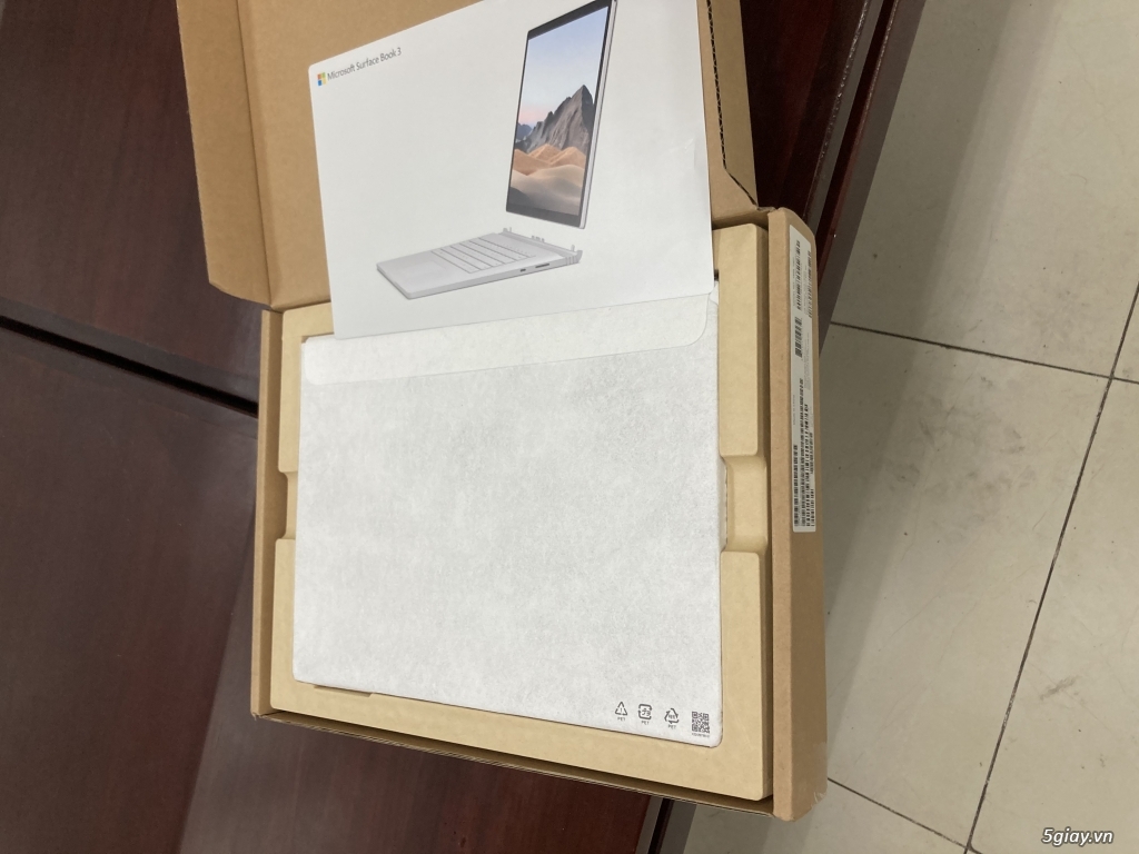 Surface book 3 15in option cao i7 32gb ssd 512 1660Ti maxQ 6gb new 100 - 3