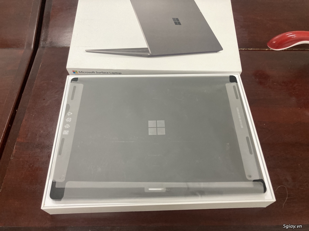 Surface laptop 3 15in màu grey like new full box max option - 3