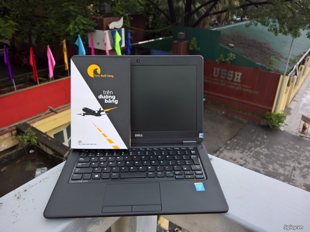 Bán Laptop Dell Latitude E7250 - 4