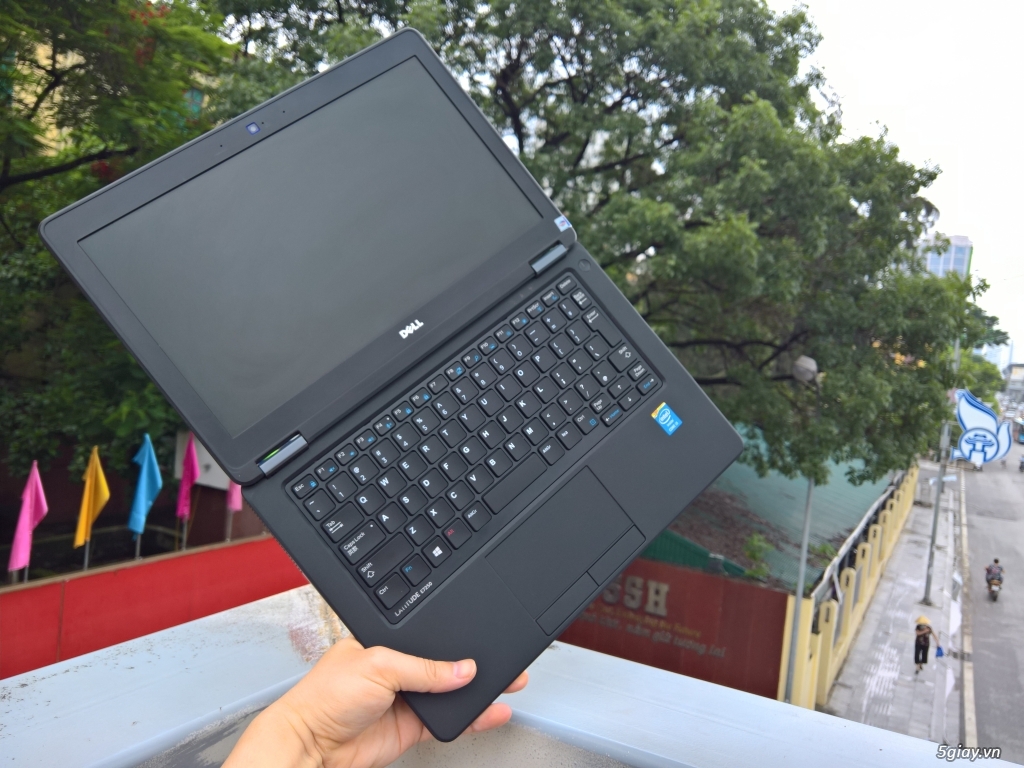 Bán Laptop Dell Latitude E7250 - 2