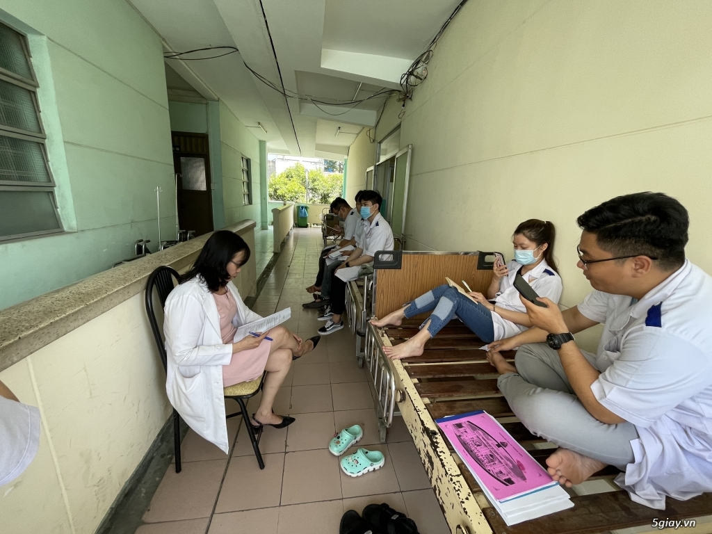 29 tuổi có nên thi đại học Y đa khoa ko ? Có còn đủ tuổi để thi ? - 4