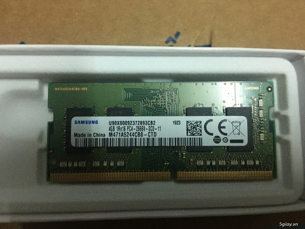 Cần bán Ram Laptop Samsung ddr4 4G bus 2666 - 1