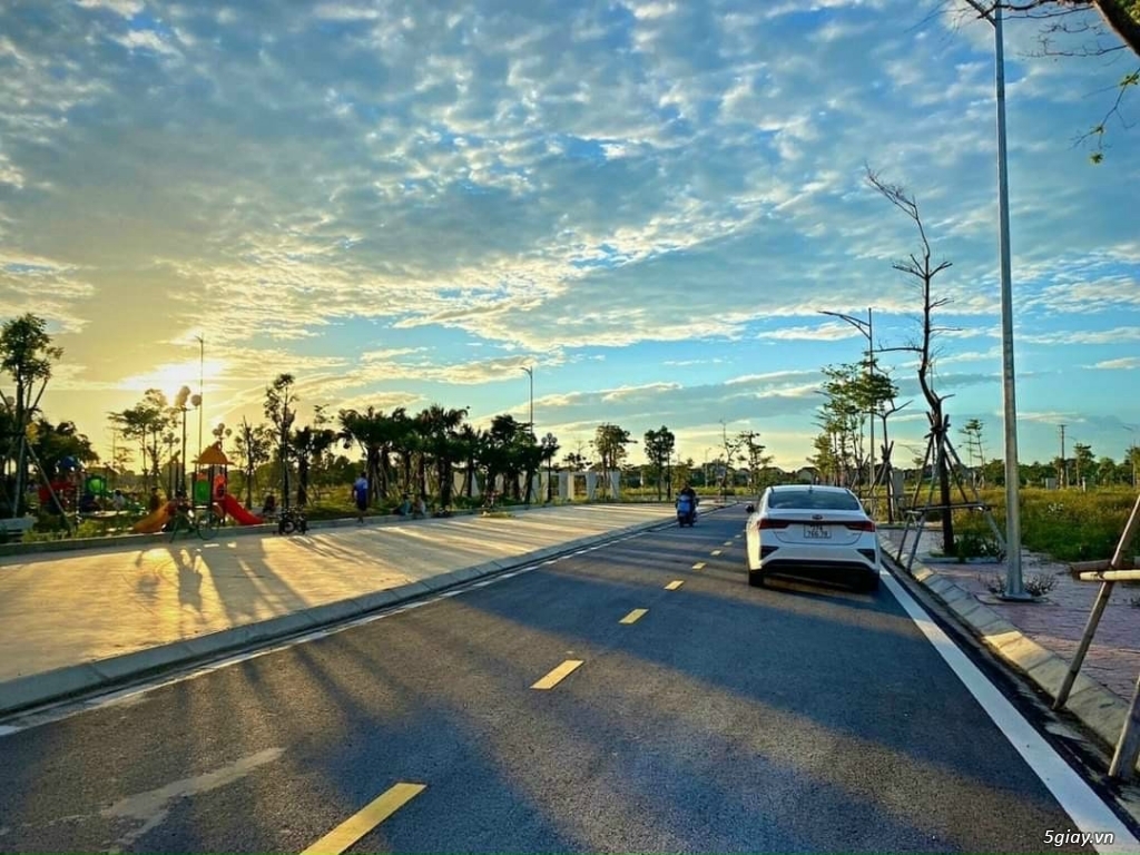 Gđ cần tiền bán gấp 200m2 đất biệt thự vị trí đẹp - 2