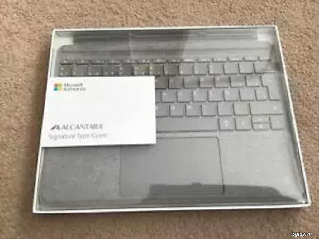 Microsoft Type Cover Surface Pro Signature Alcantara - 2