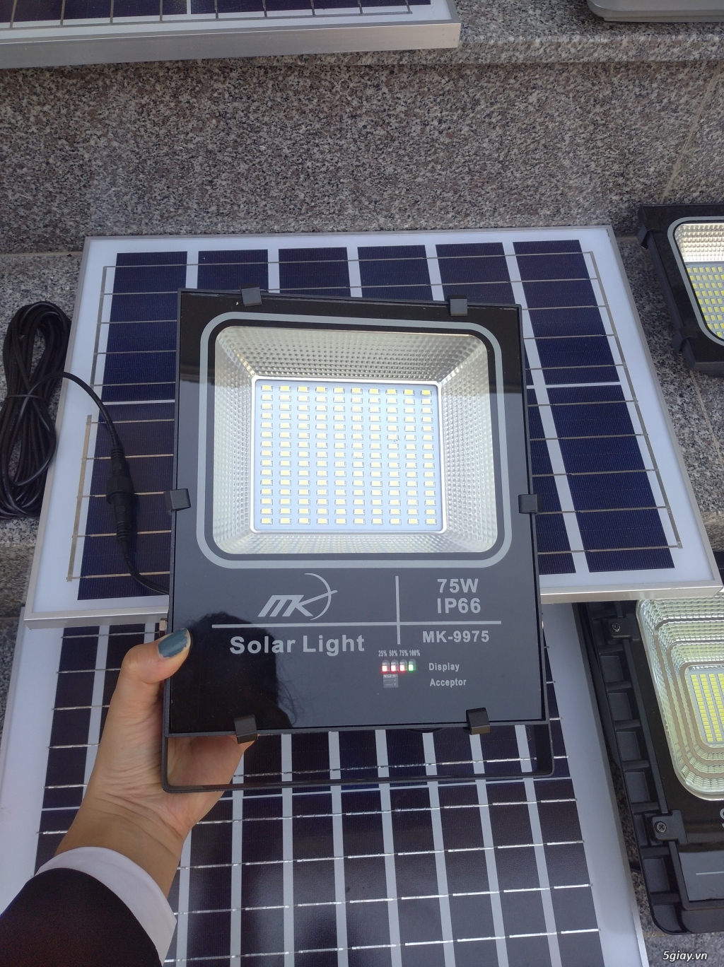 Đèn pha chiếu sáng năng lượng mặt trời MK-9975 75W - 3