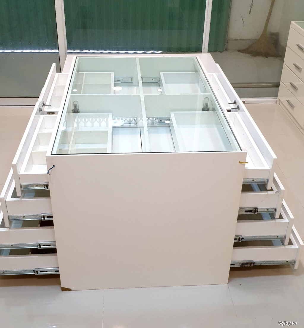 THANH LÝ TỦ KÍNH GỖ MDF LOẠI 1 - 1