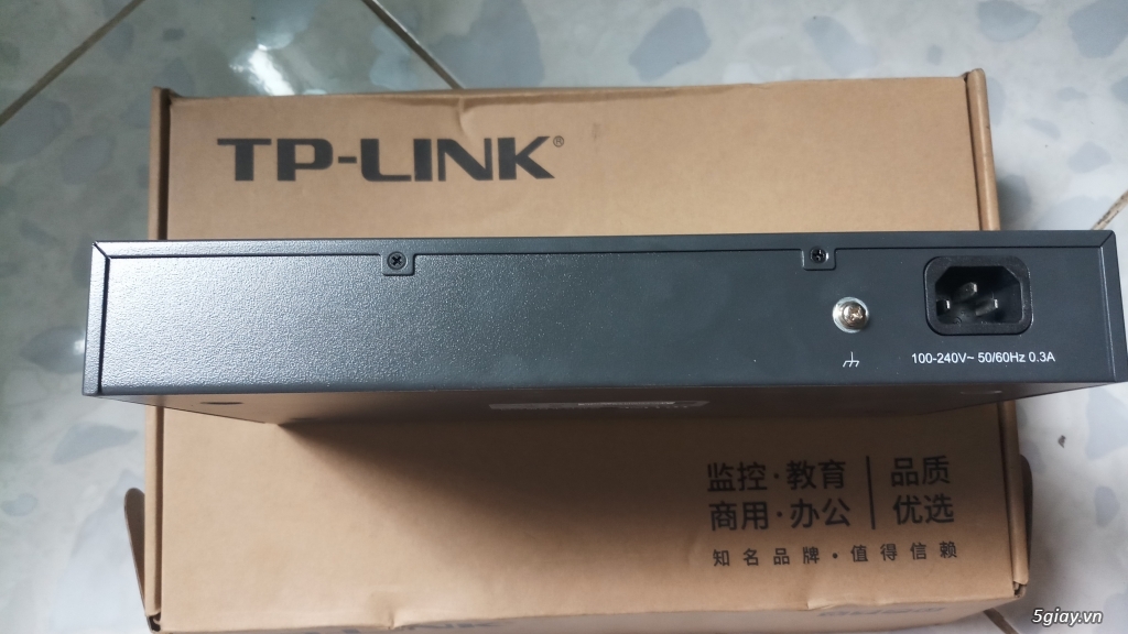 dọn phòng thanh lý camera quan sát, swict 24port,... nhiều thứ - 1