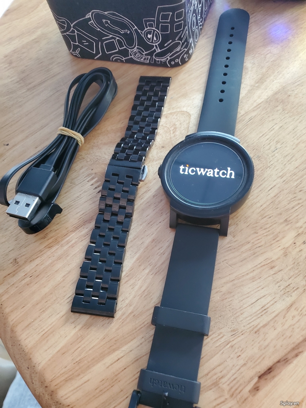 ***Smartwatch chính hãng Ticwatch E. New 98%. Fullbox gia 999k - 3