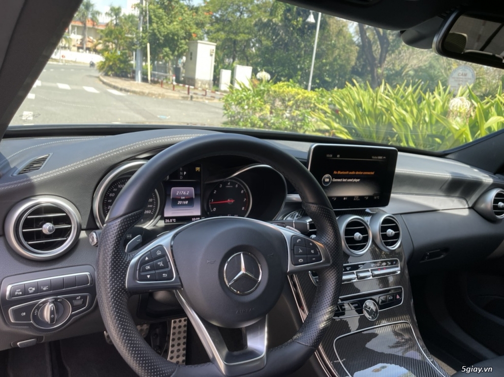 Cần bán: Xe Mercedes Benz C class C300 AMG 2018 - Xe lướt giá rẻ - 5