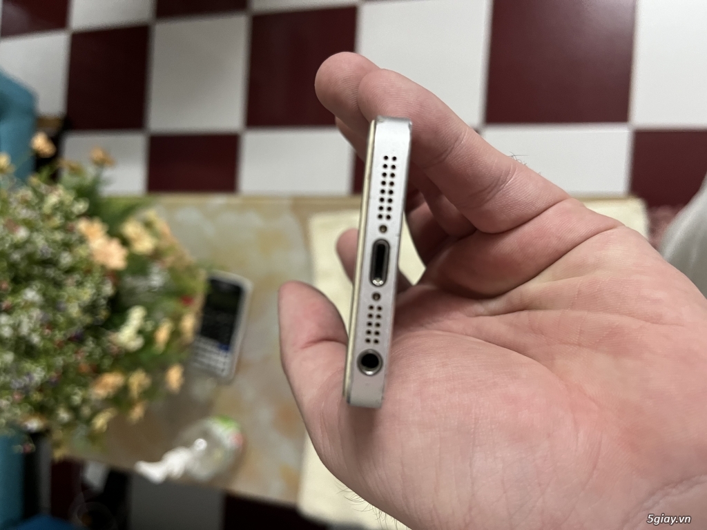 Iphone 5s qte 16gb chữa cháy