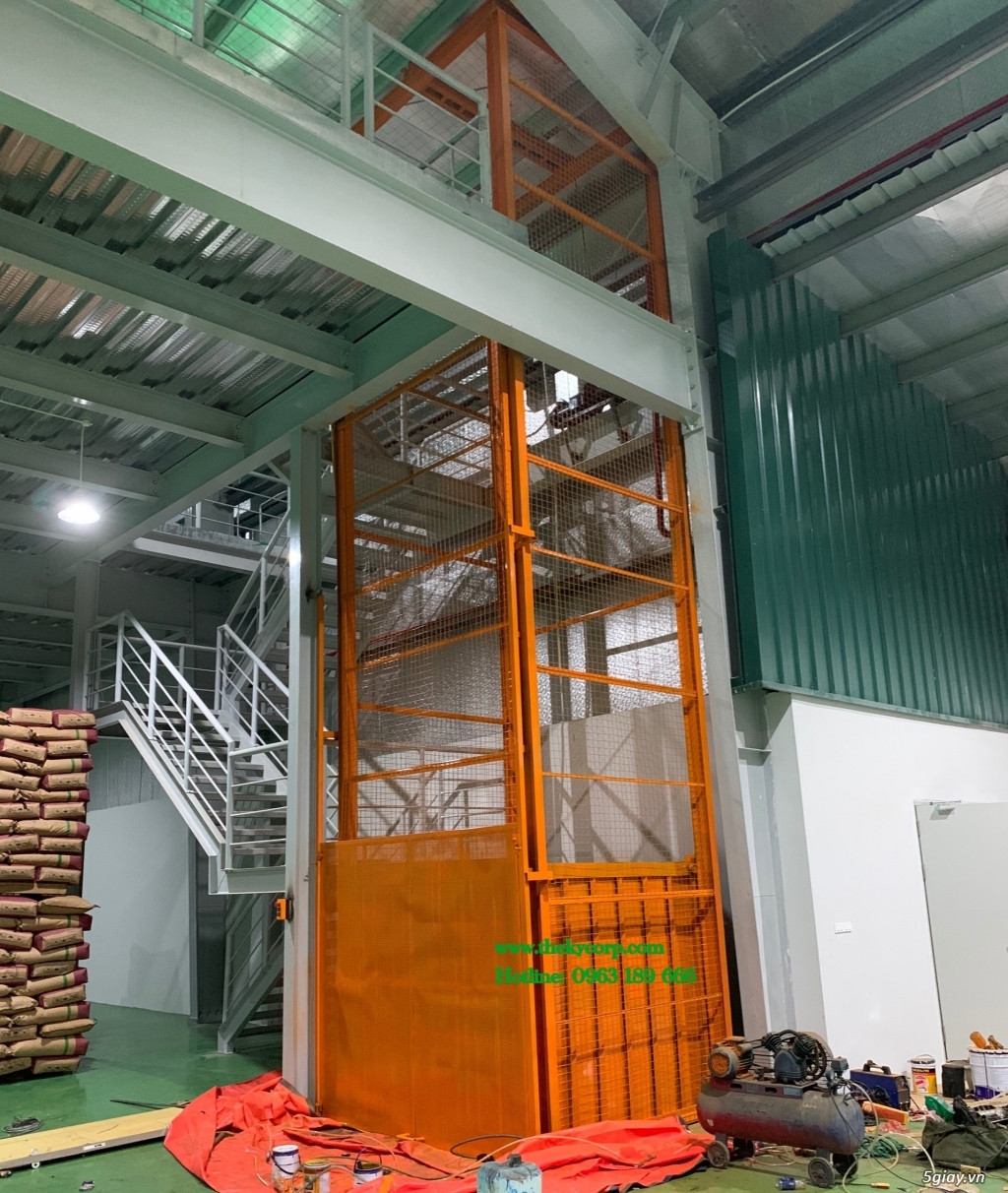 Thang nâng hàng kho xưởng 1000kg tại TPHCM - 7