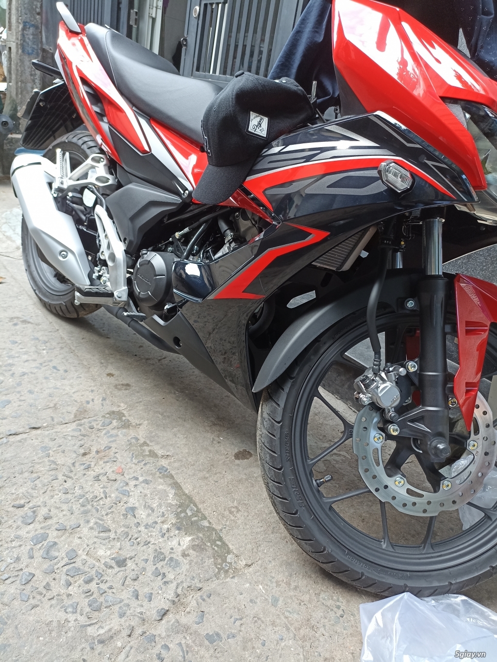 Bán xe winner x màu đỏ ĐK.6/2021