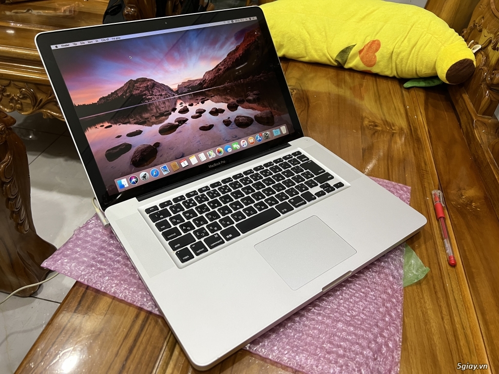 Macbook pro 2011 i7 hàng nguyên zin Nhật, Giá siêu rẻ cho học online