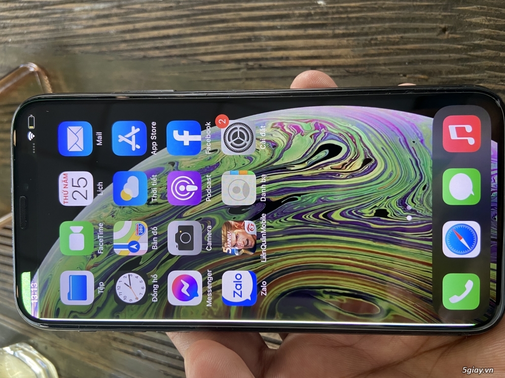 Cần bán IPhone XS 64GB lỗi nhẹ màn hình - 1