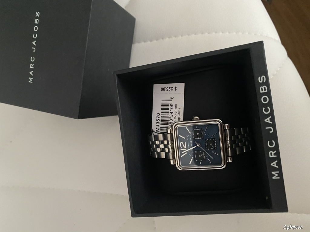 Đồng hồ nữ Marc Jacob MJ3570