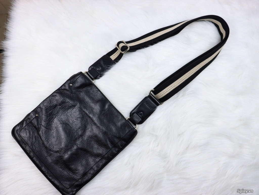Túi đeo Nam BALLY Black chính hãng Sản xuất Ý ( T/ Lý giá Rẻ )