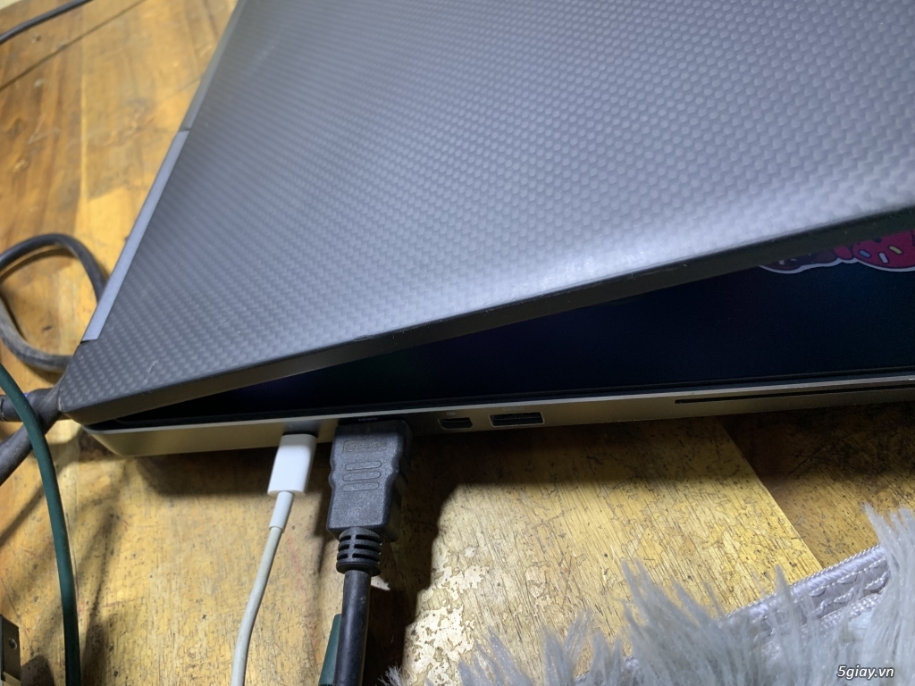 Dell precesion 7710 - 4
