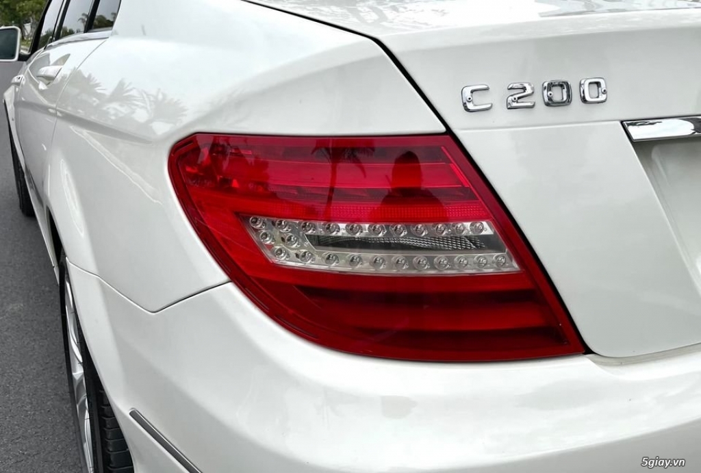 Cần bán Mercedes C200 2011 - 2