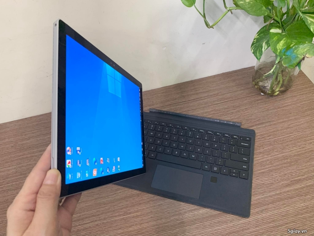 Surface Pro4 core i7-6650 Hàng Mỹ - Bao Đẹp - Giá liêu xiêu - 1