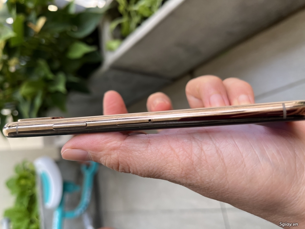 Cần Bán Iphone XS Mỹ 64GB mới 90% - 2