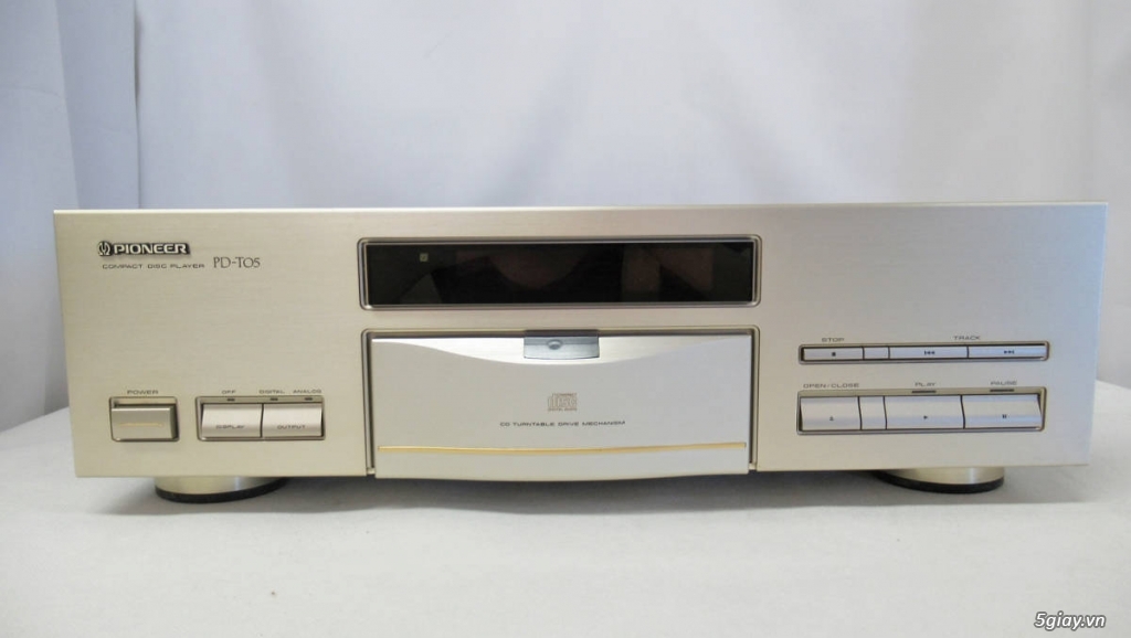 Đầu CD Pioneer PD-T05