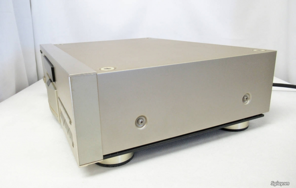 Đầu CD Pioneer PD-T05 - 2