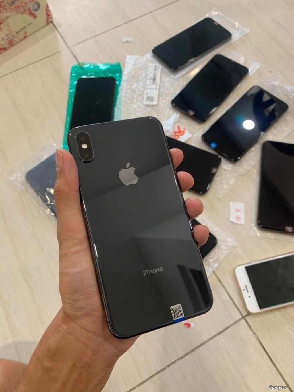 Iphone XSM Đen Zin Áp 64G - 1