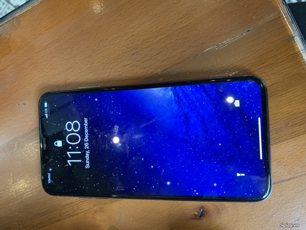 Cần bán Iphone XS MAX 64GB quốc tế Gold giá 9tr Fix - 1