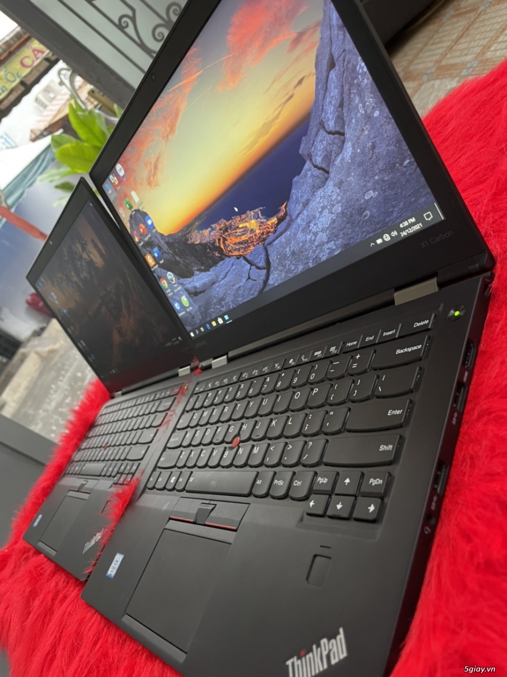 Lenovo Thinkpad X1 Carbon 4th i5/8G/256G Like new - 3