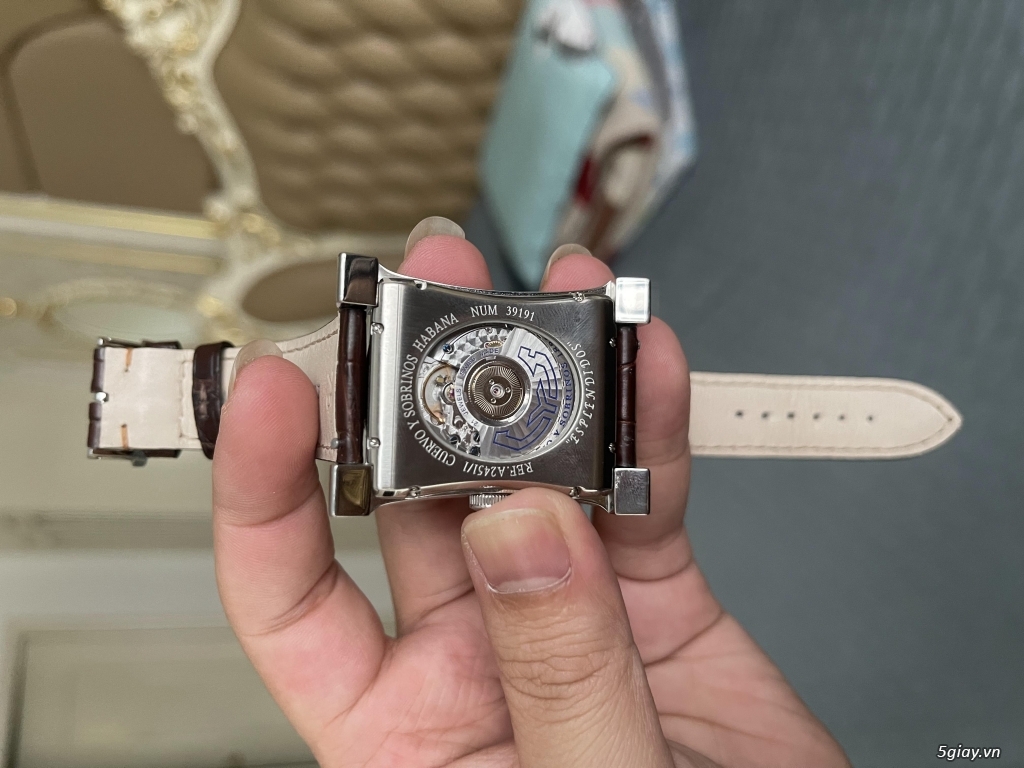 E bán: CuervoYSobrinos Esplendios, FranckMuller Vanguard41, Epos E7000
