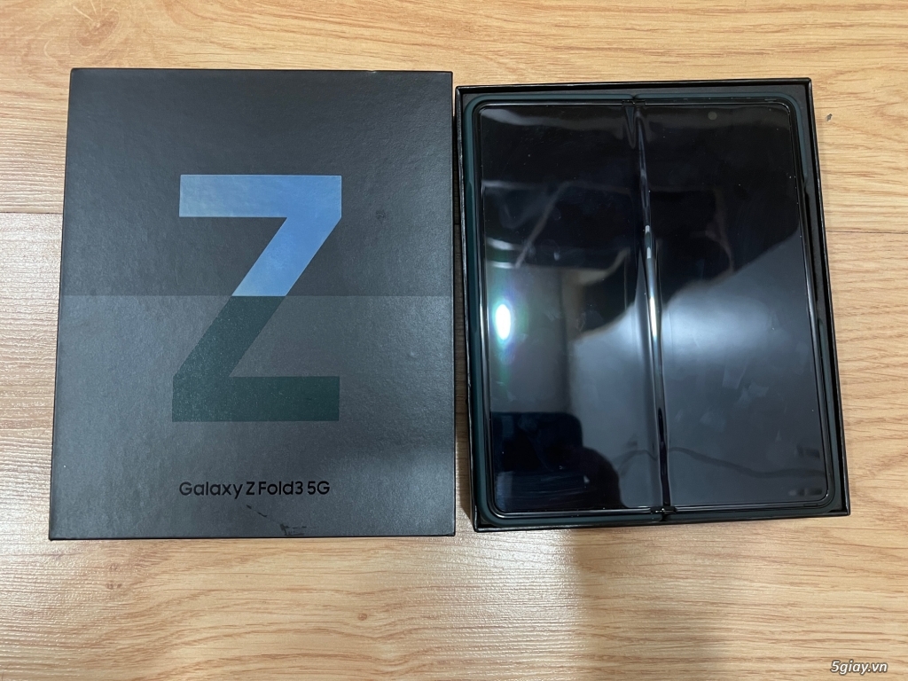 Cần bán Samsung Glaxy Z phone 3 -256G - 1