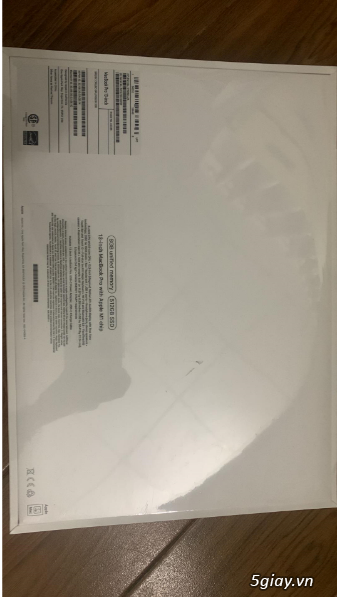Bán Macbook Pro 13in - 16in NEW 100% nguyên seal kiếm tiền ăn tết