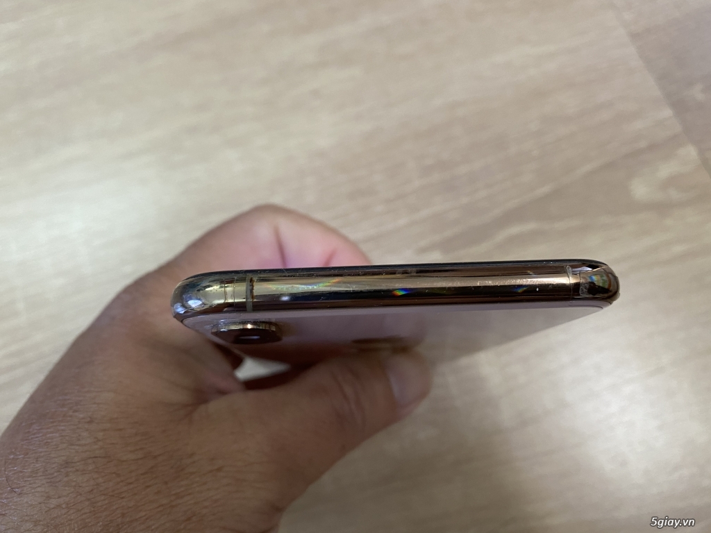 Cần bán Iphone XS max 64G Quốc tế