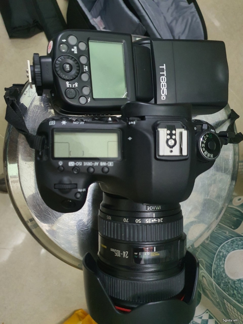 cần bán : bộ máy ảnh 5D Mark lll 8,2k shot, lens 24-105L - 4