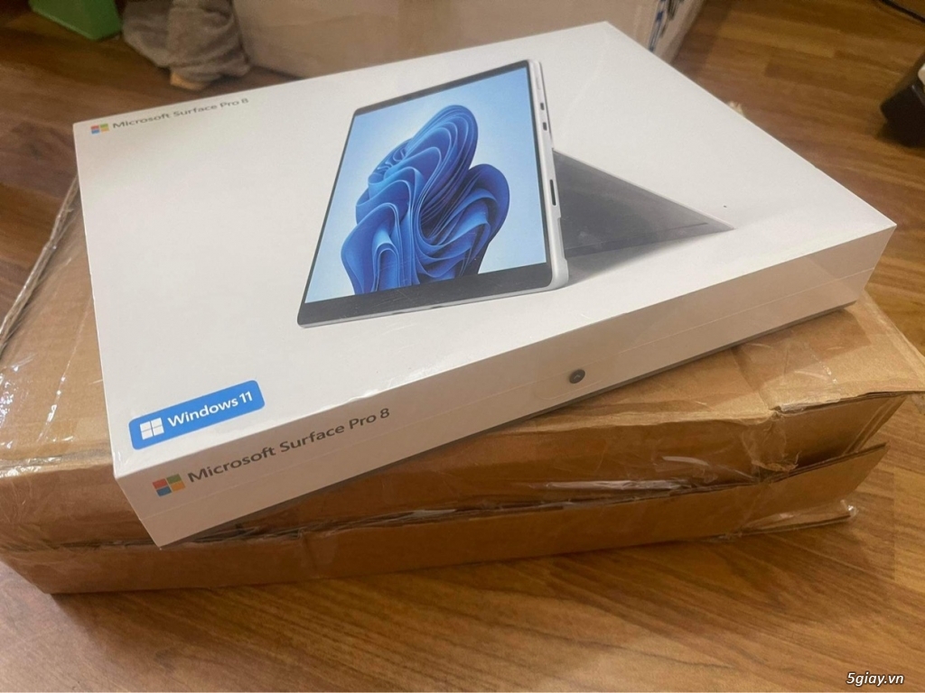 Bán lại em Suface Pro 8 1T cấu hình siêu khủng