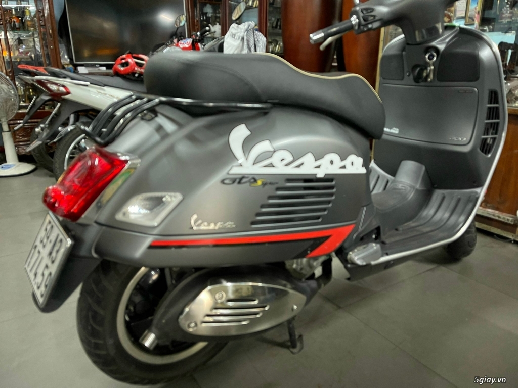 Xe vespa 300cc 2018 như mới Q9 - 3