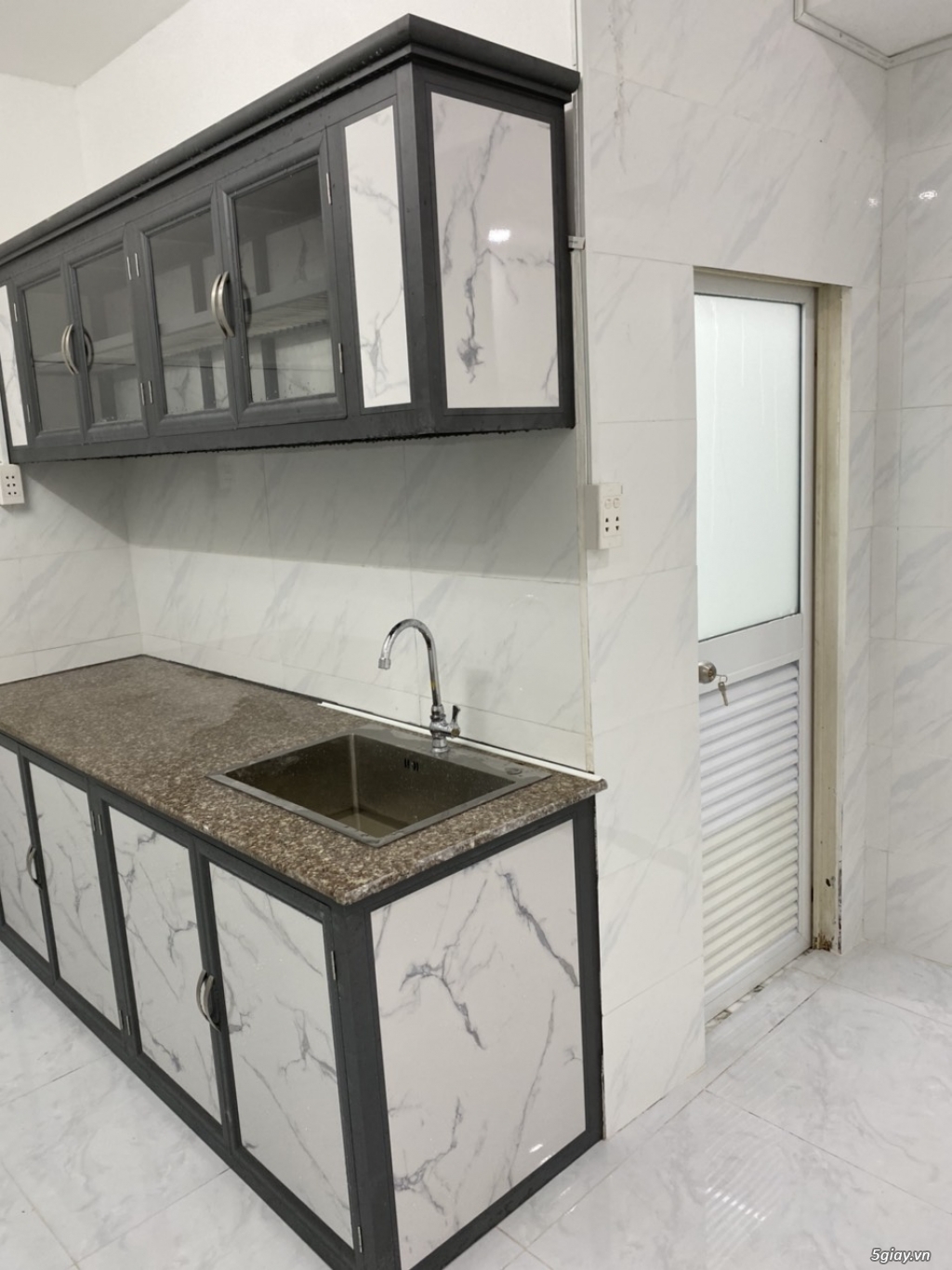Nhà cấp 4 giá rẻ hiệp Phú - 2