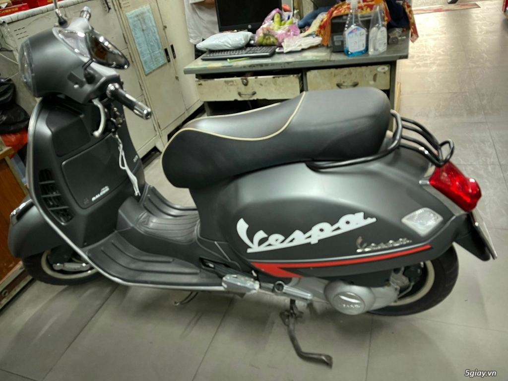 Xe vespa 300cc 2018 như mới Q9 - 2