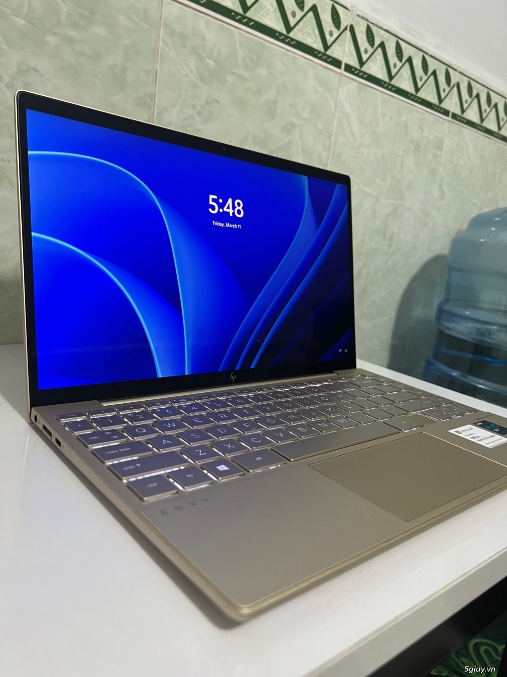 hp envy 13 core i5 ram 8g ssd 512g nhôm nguyên khối màu gold - 1