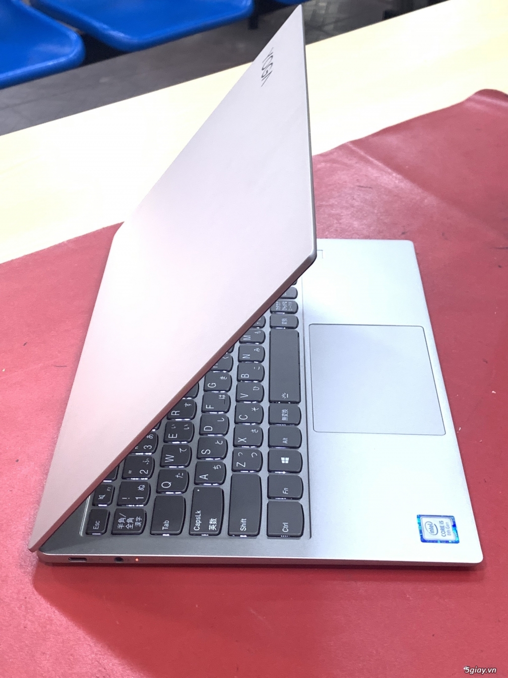 Cần bán Laptop Lenovo Yoga S730-13IWL - 11