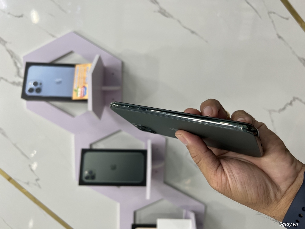 Bán iphone 11 pro max 64 xanh Việt Nam! Zin app keng - 1
