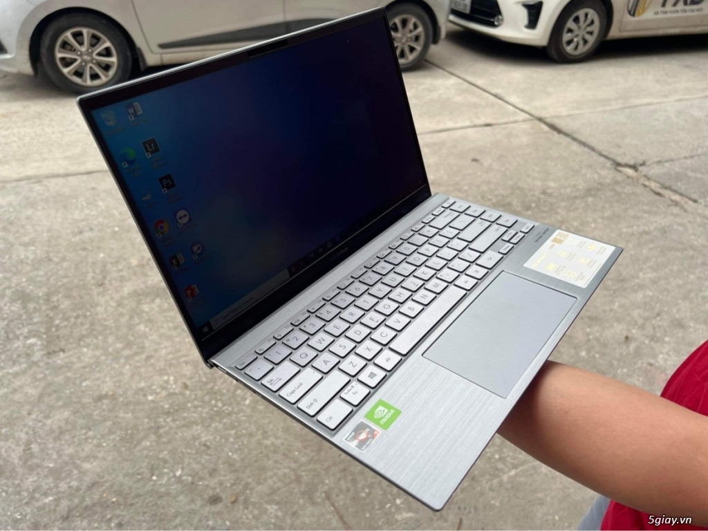 Một vài mã Laptop được người nhà gửi từ Mỹ, chỉ làm hàng new - 1