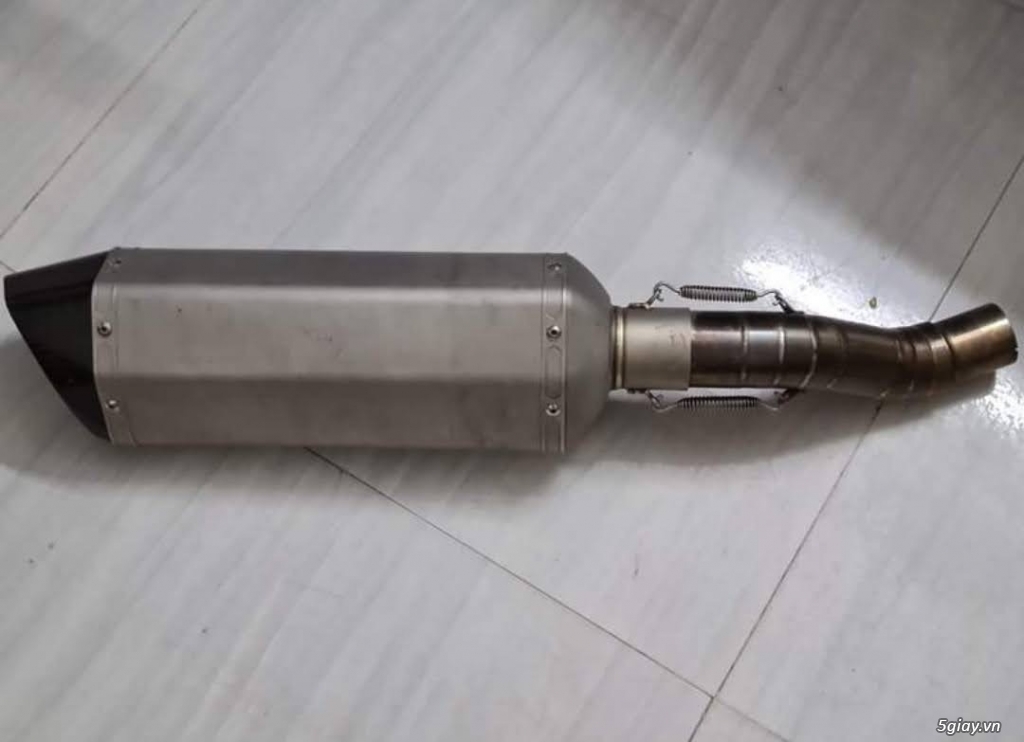 PÔ akrapovic REP CHO XE CBR TPHCM
