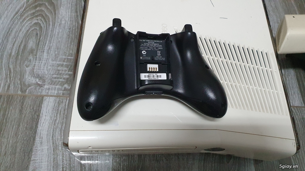 Bộ máy Xbox 360 + Kinect màu trắng và 2 đĩa gốc - 3
