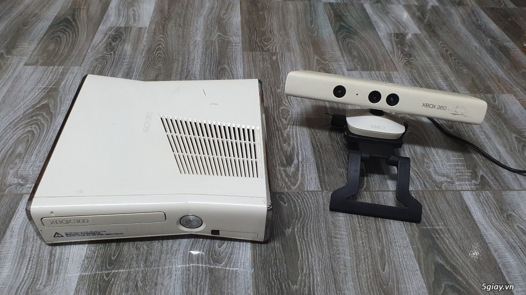 Bộ máy Xbox 360 + Kinect màu trắng và 2 đĩa gốc - 4