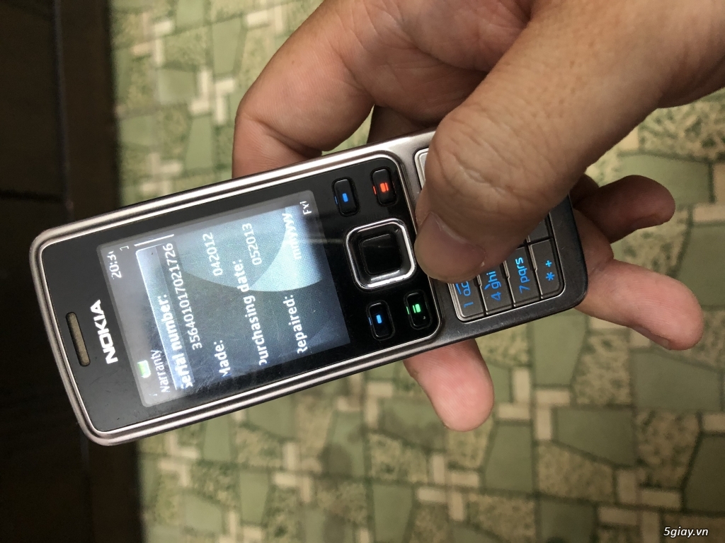 Nokia 6300 bạc zin theo năm tháng
