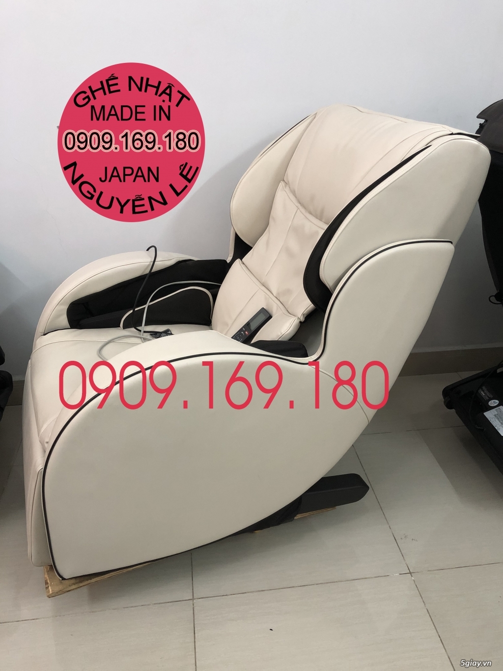 Ghế massage Panasonic EP-MA35M nội địa nhật màu trắng sang trọng - 2