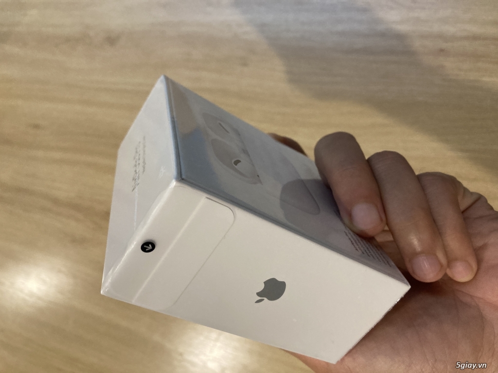Apple Airpods Pro xách tay US - 1